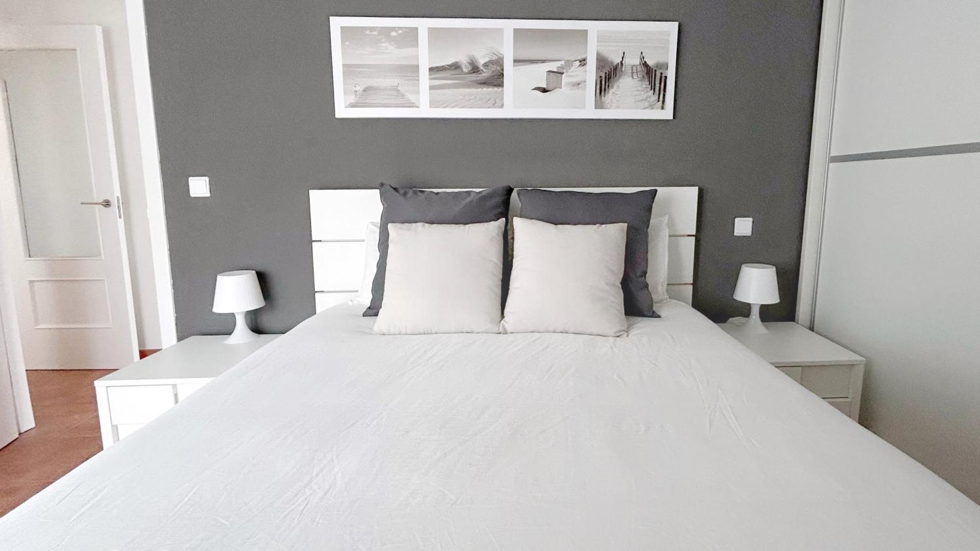 Comillas Bº Casasola - Residencial Lagos Azules - Netflix, Prime, Wifi & Free Indoor Parking 外观 照片