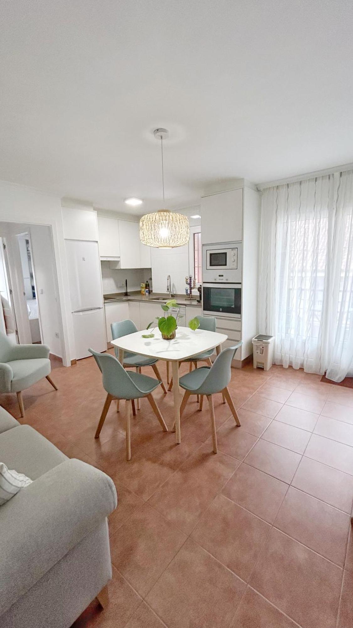 Comillas Bº Casasola - Residencial Lagos Azules - Netflix, Prime, Wifi & Free Indoor Parking 外观 照片